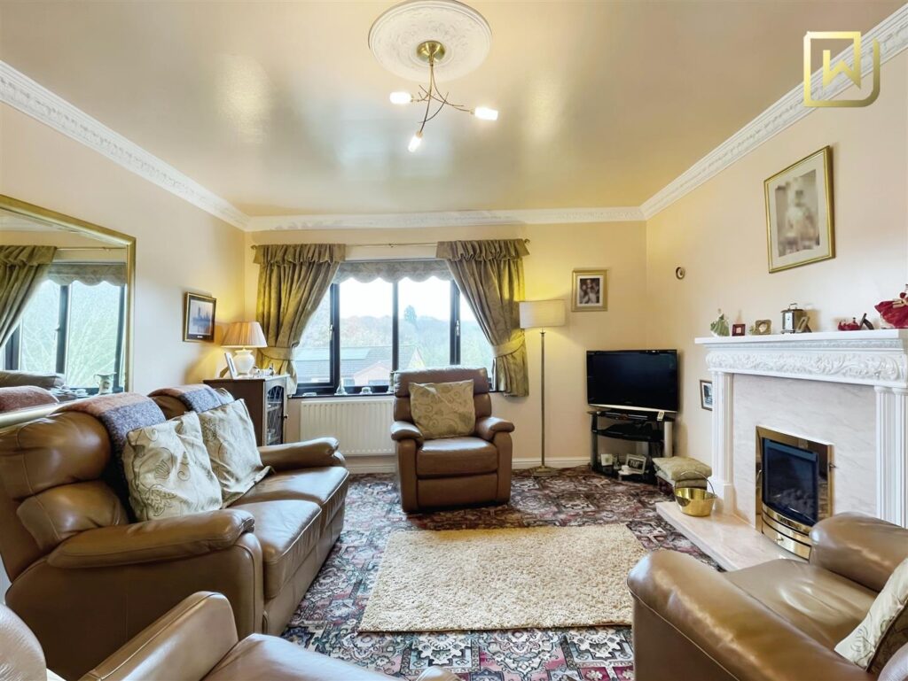 Cheddleton Park Avenue, Cheddleton, Leek, Staffordshire, ST13 7NS