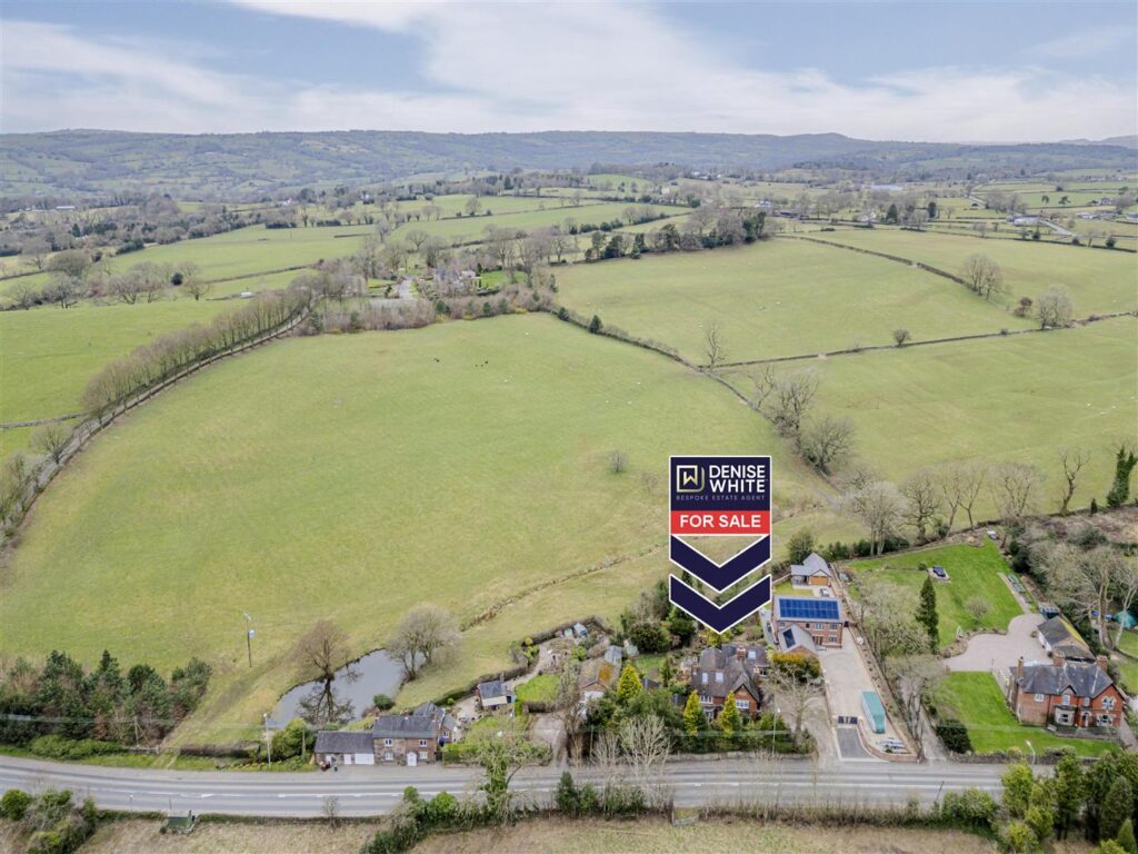 Leek Road, Longsdon, Staffordshire, ST9 9QF