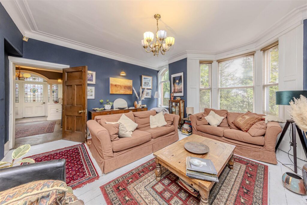Leek Road, Longsdon, Staffordshire, ST9 9QF