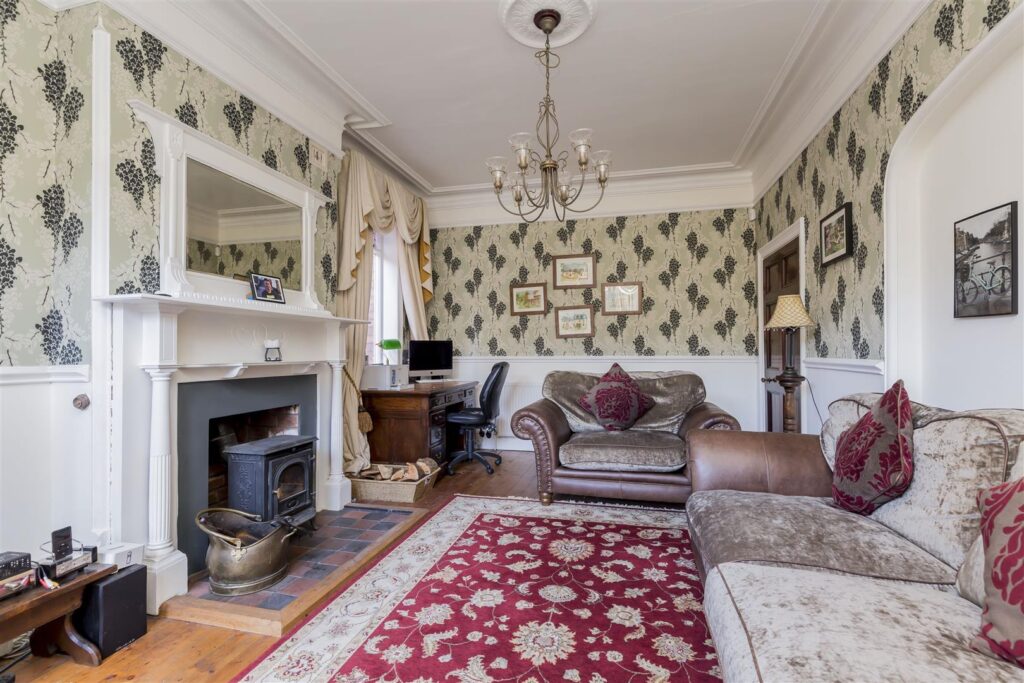 Spencer Avenue, Leek, Staffordshire, ST13 5PA