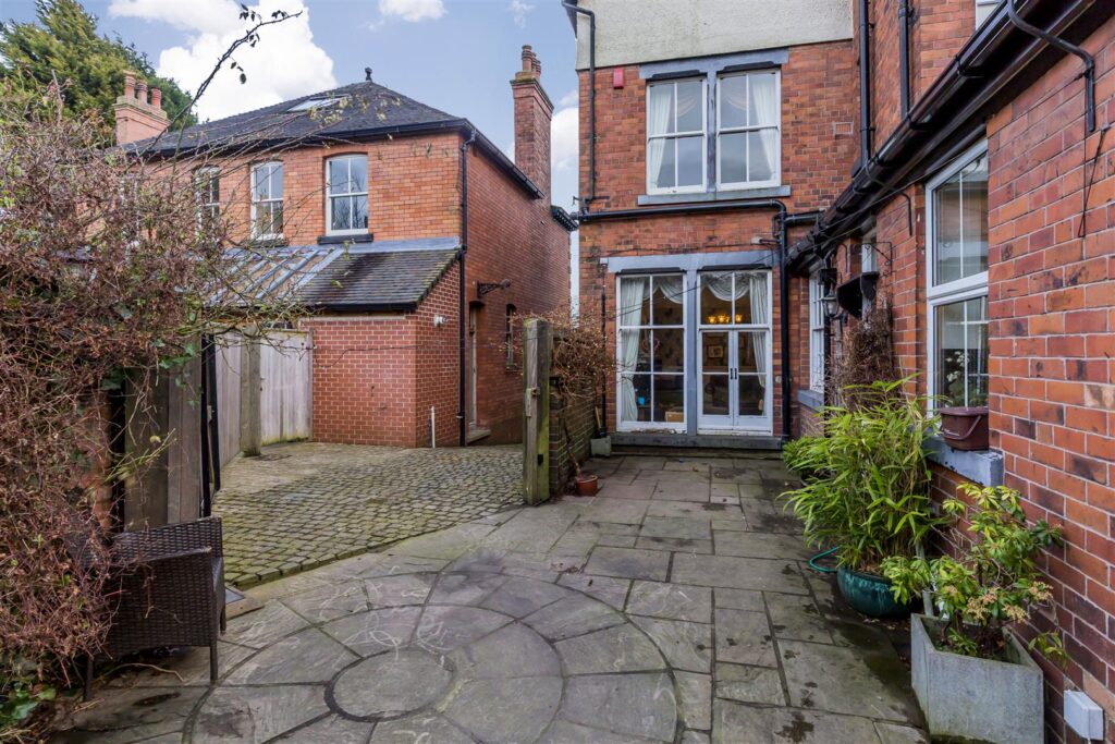 Spencer Avenue, Leek, Staffordshire, ST13 5PA