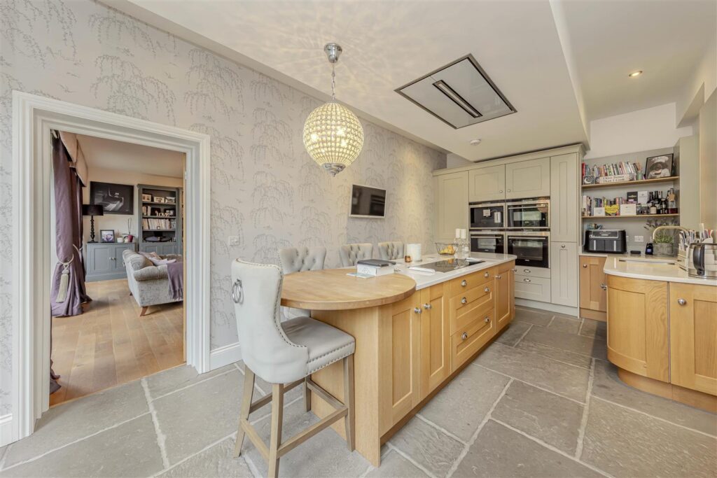 Knypersley Hall, Knypersley, Staffordshire, ST8 7AN