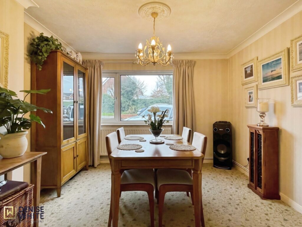 Coalport Close, Cheadle, Staffordshire, ST10 1DS