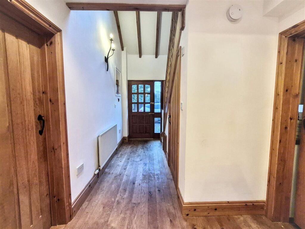 Lake Road, Rudyard, Staffordshire, ST13 8RN