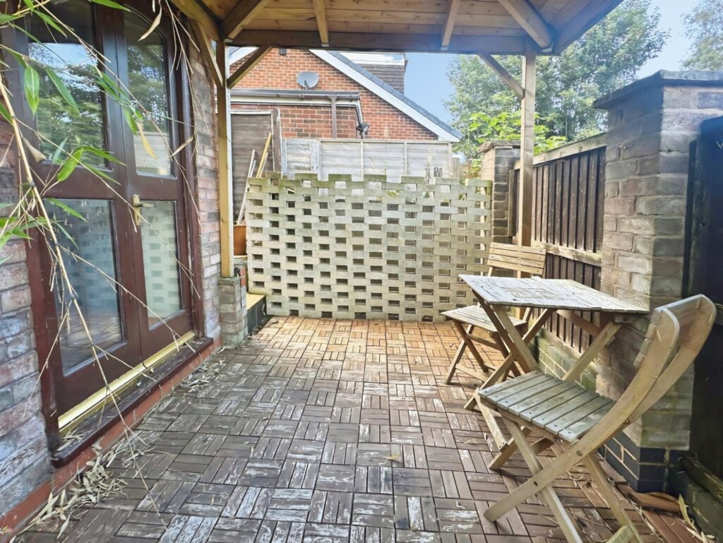 Lake Road, Rudyard, Staffordshire, ST13 8RN