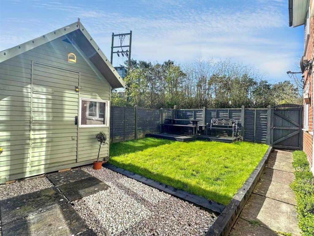 Stallington Close, Blythe Bridge, Staffordshire, ST11 9QF
