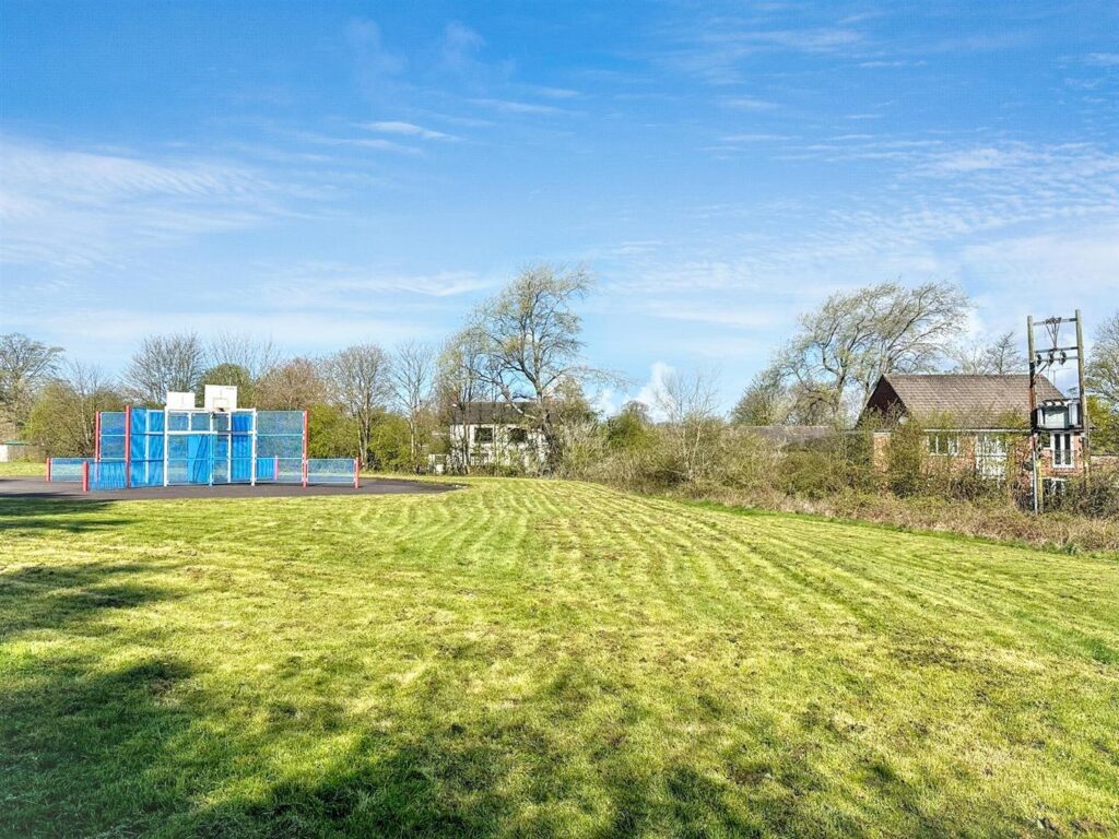 Stallington Close, Blythe Bridge, Staffordshire, ST11 9QF