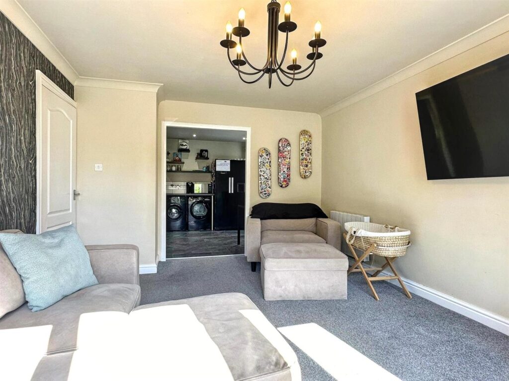 Stallington Close, Blythe Bridge, Staffordshire, ST11 9QF