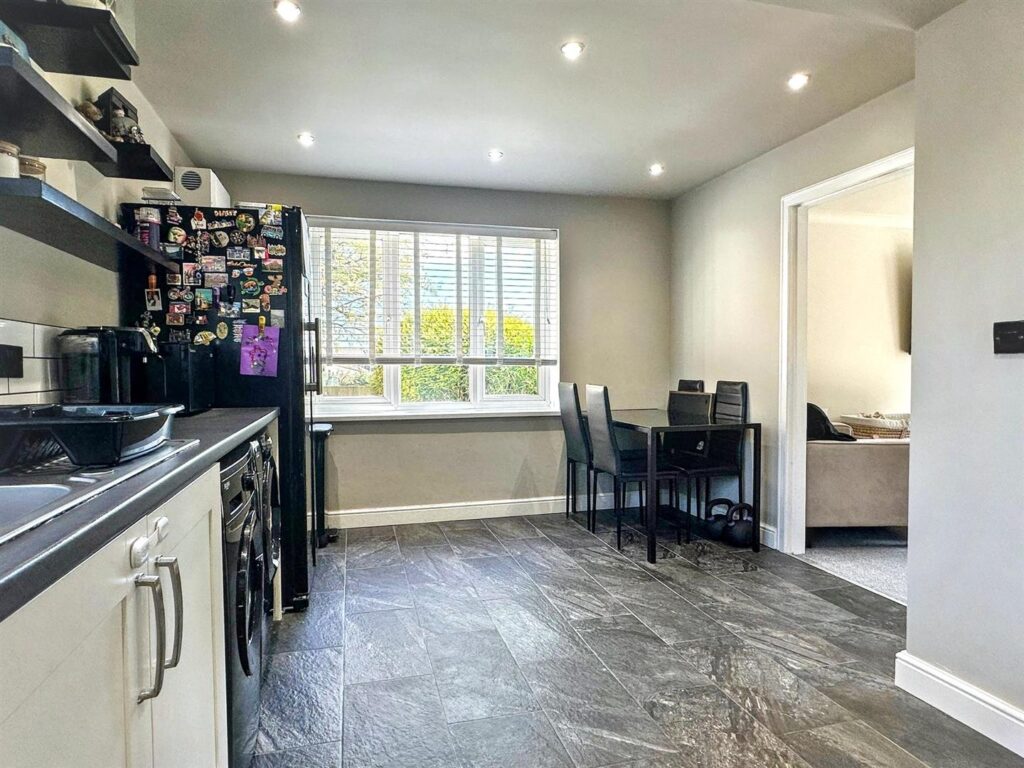 Stallington Close, Blythe Bridge, Staffordshire, ST11 9QF