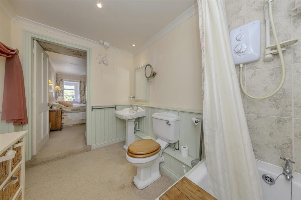 Hulme End, Staffordshire, SK17 0EY