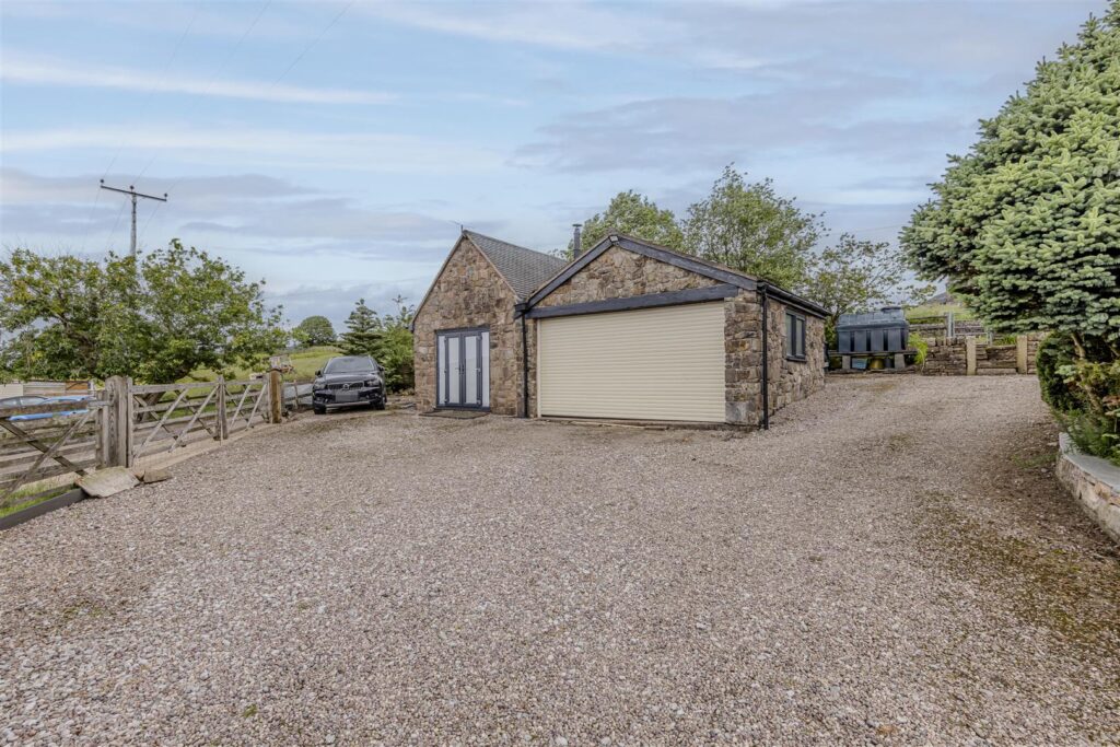 Hot Lane, Biddulph Moor, Staffordshire, ST8 7JS