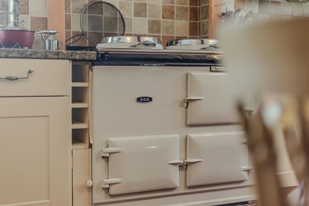 Hulme End, Staffordshire, SK17 0EY