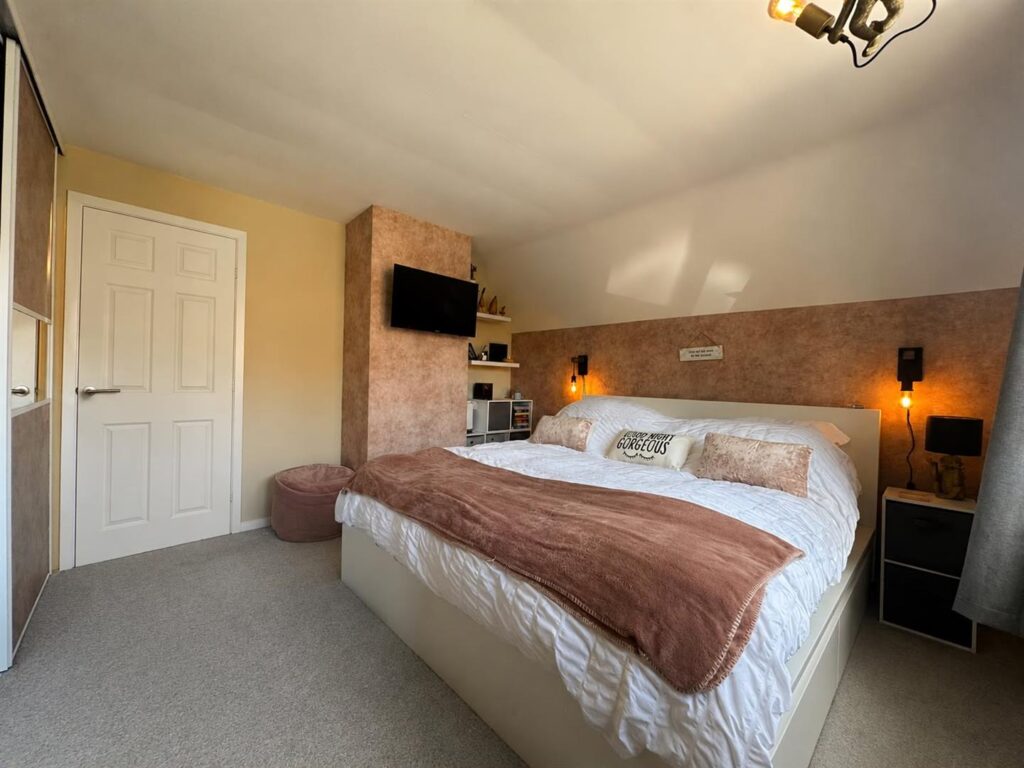 Hampshire Close, Endon, Staffordshire, ST9 9HU