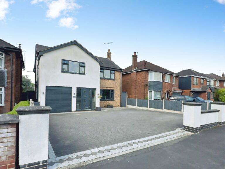 Heath Avenue, Werrington, Staffordshire, ST9 0HU