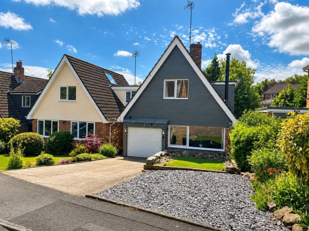 Hampshire Close, Endon, Staffordshire, ST9 9HU