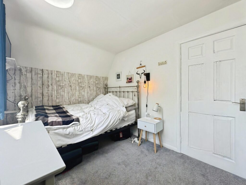 Hampshire Close, Endon, Staffordshire, ST9 9HU