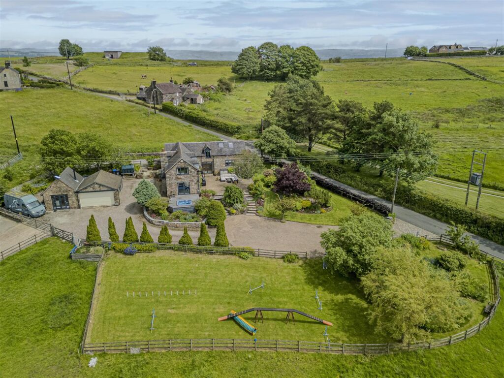 Hot Lane, Biddulph Moor, Staffordshire, ST8 7JS