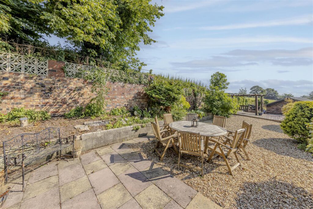 Windmill Hill, Rough Close, Staffordshire, ST3 7PJ
