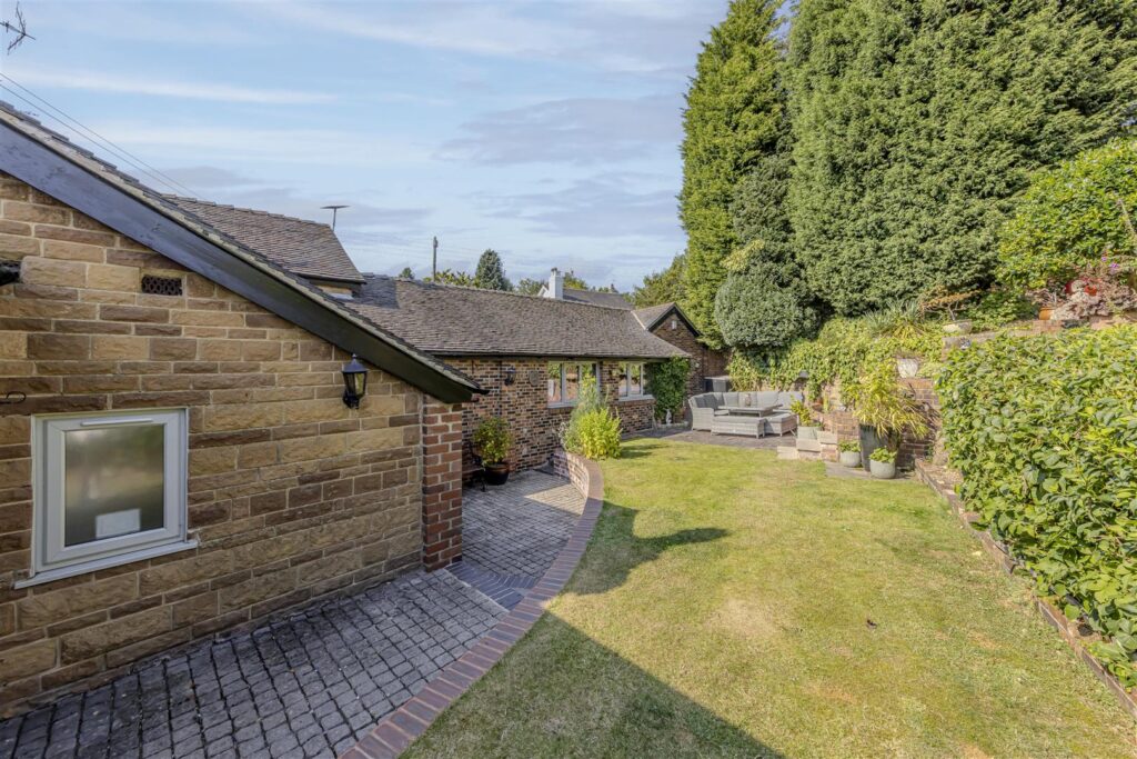 Windmill Hill, Rough Close, Staffordshire, ST3 7PJ