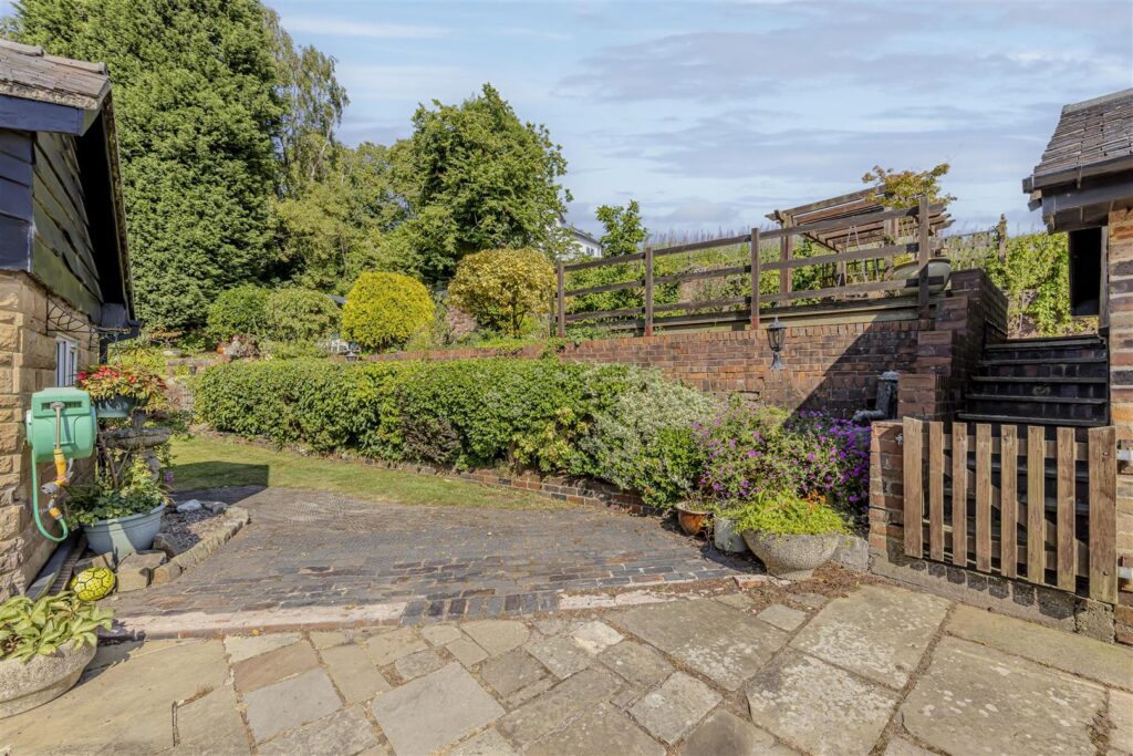Windmill Hill, Rough Close, Staffordshire, ST3 7PJ