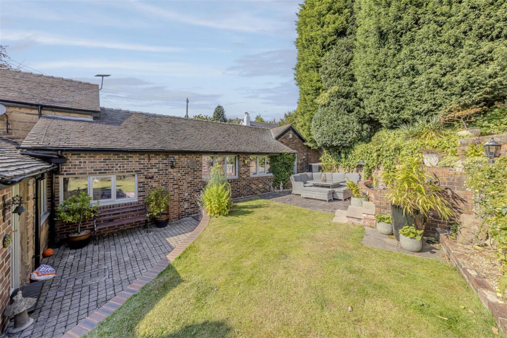 Windmill Hill, Rough Close, Staffordshire, ST3 7PJ