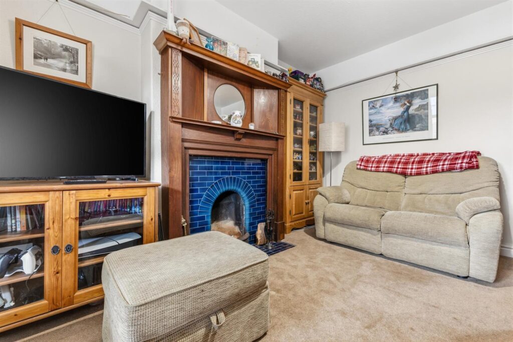Curzon Road, Buxton, Derbyshire, SK17 6QS