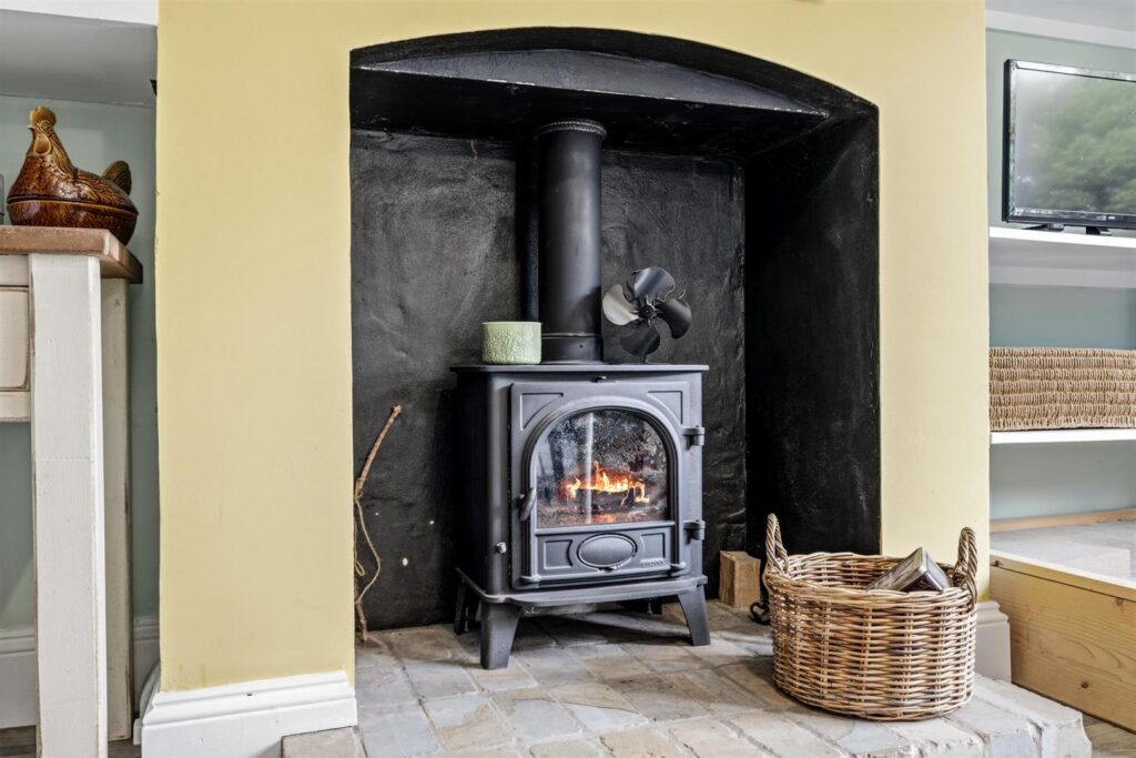 Curzon Road, Buxton, Derbyshire, SK17 6QS