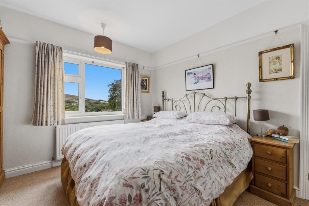 Curzon Road, Buxton, Derbyshire, SK17 6QS