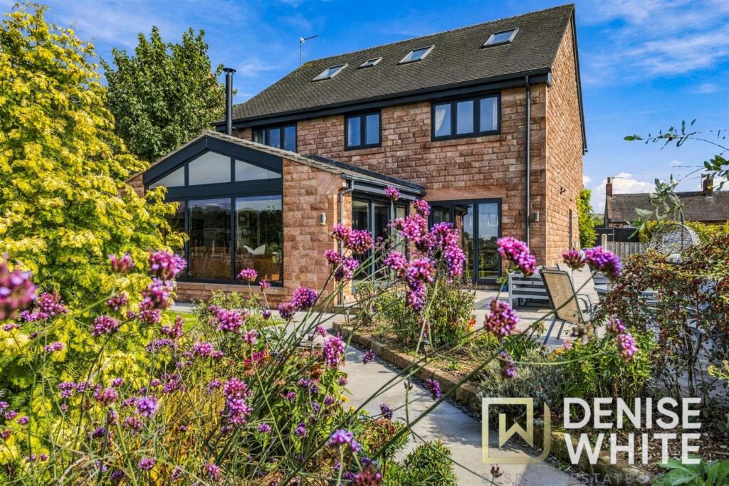 Froghall Road, Ipstones, Staffordshire, ST10 2NA