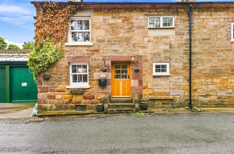 Mill Cottage, Upper Hulme, Staffordshire, ST13 8TY