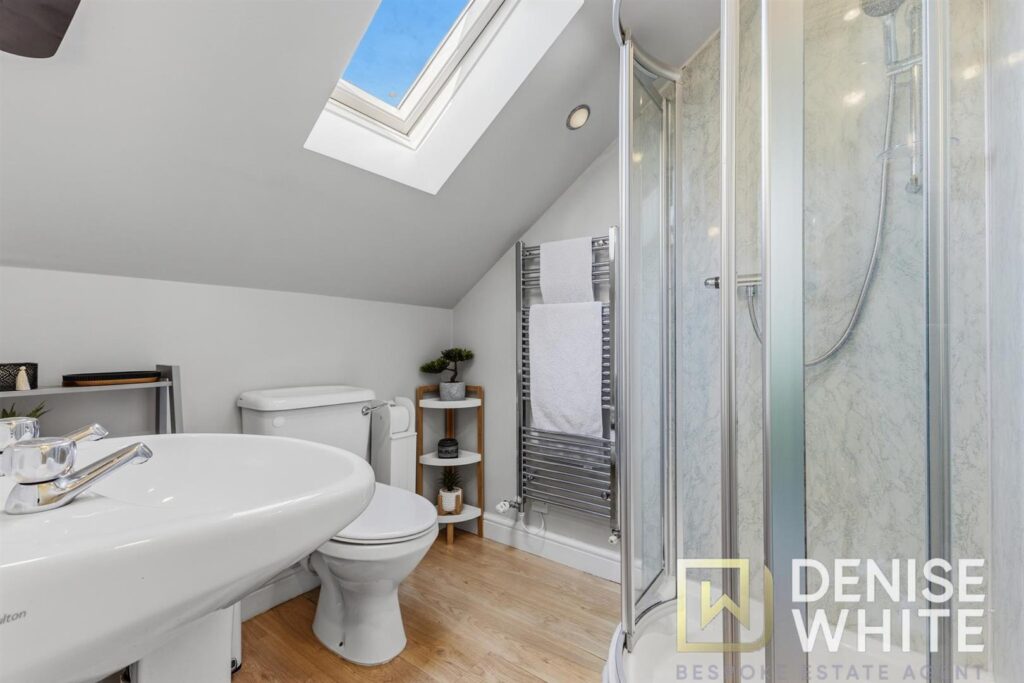Froghall Road, Ipstones, Staffordshire, ST10 2NA