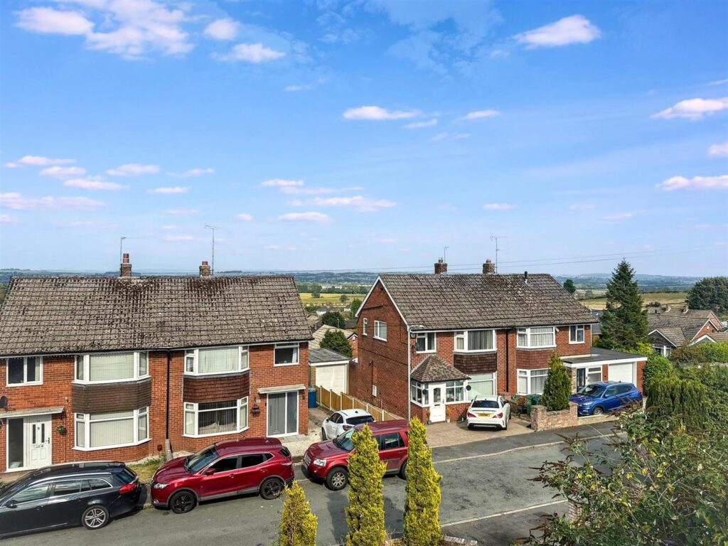 Melrose Avenue, Meir Heath, Staffordshire, ST3 7LY