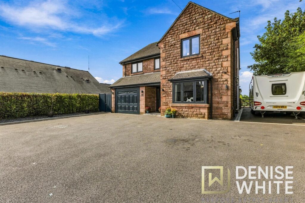 Froghall Road, Ipstones, Staffordshire, ST10 2NA
