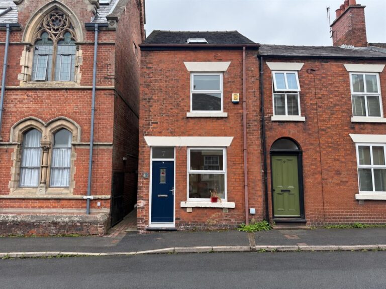 Alsop Street, Leek, Staffordshire, ST13 5NZ