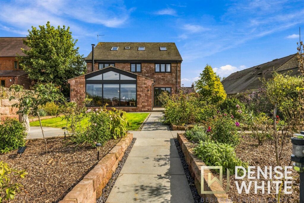 Froghall Road, Ipstones, Staffordshire, ST10 2NA